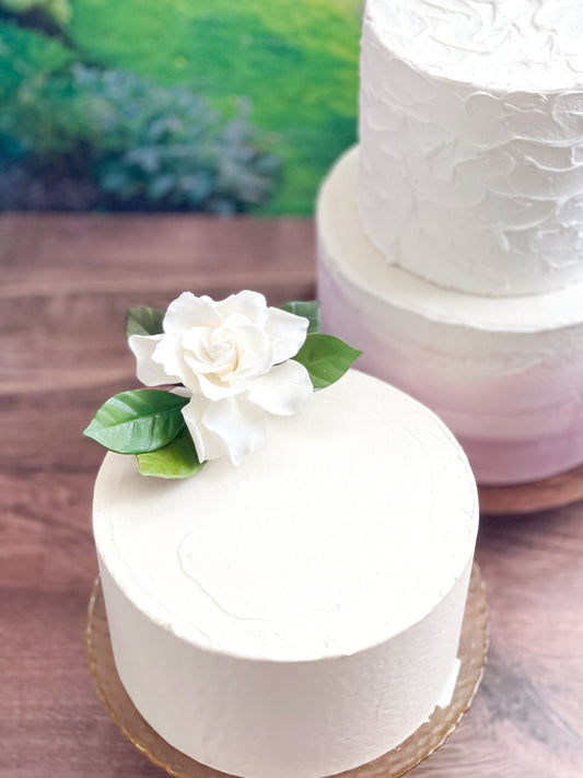 White Gardenia Sugar Flower with Leaves