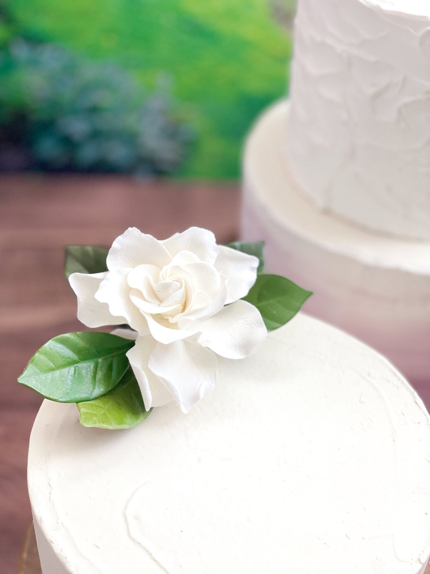 White Gardenia Sugar Flower with Leaves