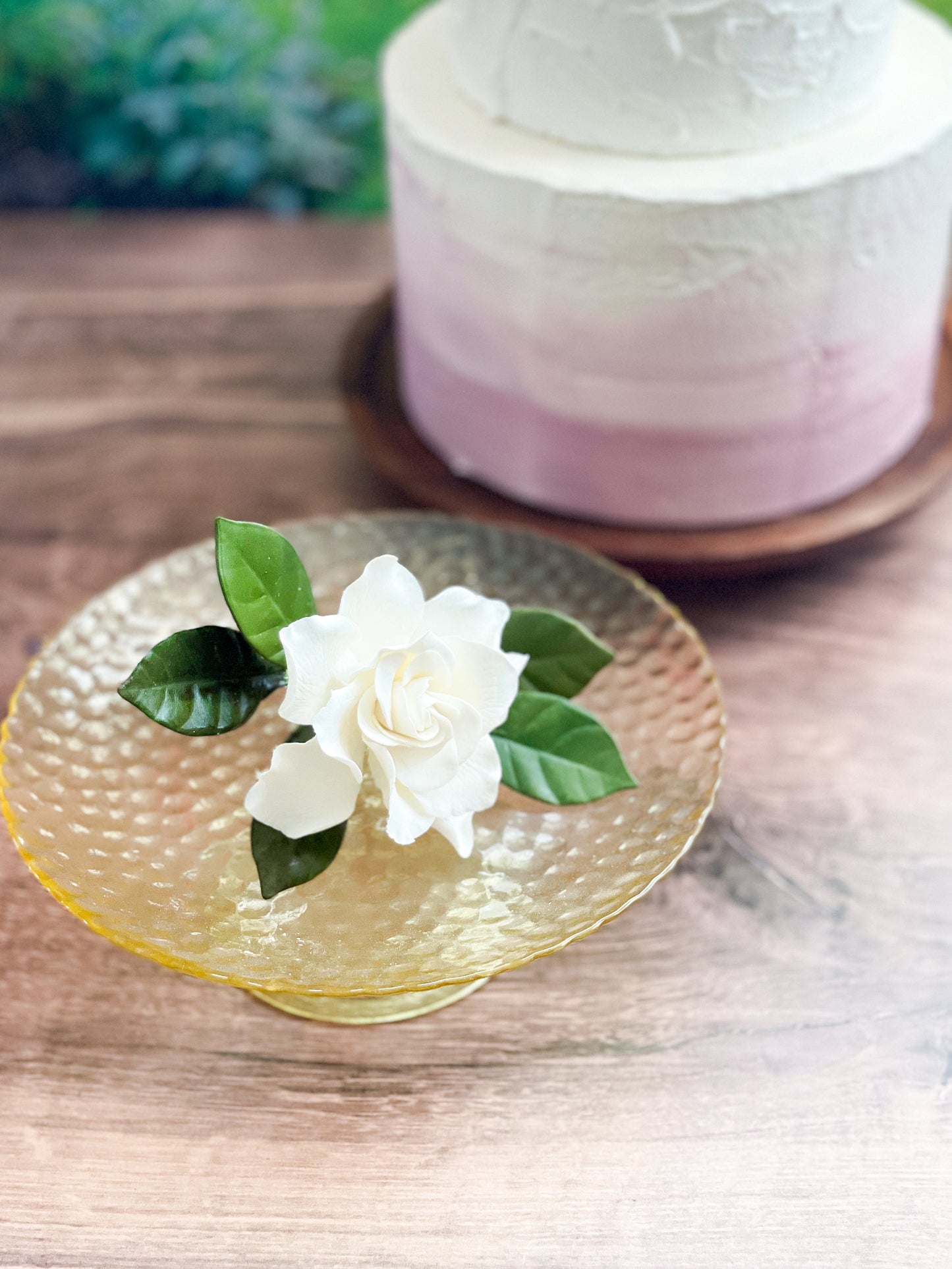 White Gardenia Sugar Flower with Leaves